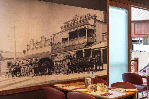 Victoria Hotel Strathalbyn - Lightning Ridge Tourism 21