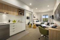 Book Griffith Accommodation Vacations Lightning Ridge Tourism Lightning Ridge Tourism