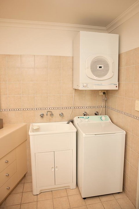 Mawson Lakes Hotel - Lightning Ridge Tourism 42