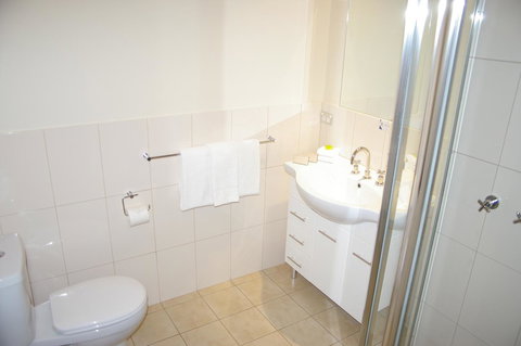 Mawson Lakes Hotel - Lightning Ridge Tourism 28