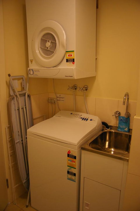 Mawson Lakes Hotel - Lightning Ridge Tourism 30