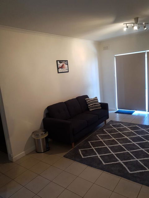 Limestone Coast Lifestyle Apartments - Lightning Ridge Tourism 13