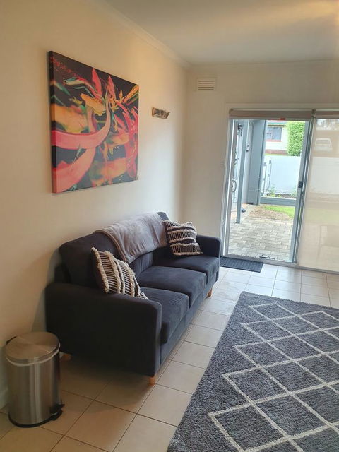 Limestone Coast Lifestyle Apartments - Lightning Ridge Tourism 3