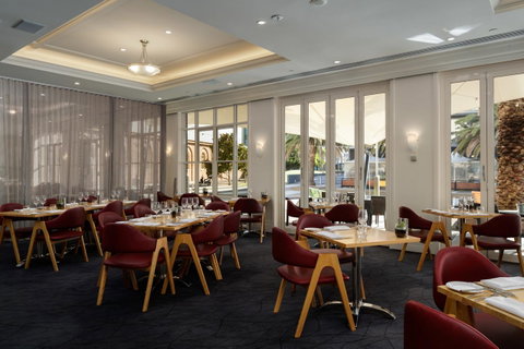 Rydges Newcastle - Lightning Ridge Tourism 21