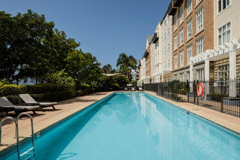 Rydges Newcastle - Lightning Ridge Tourism 5