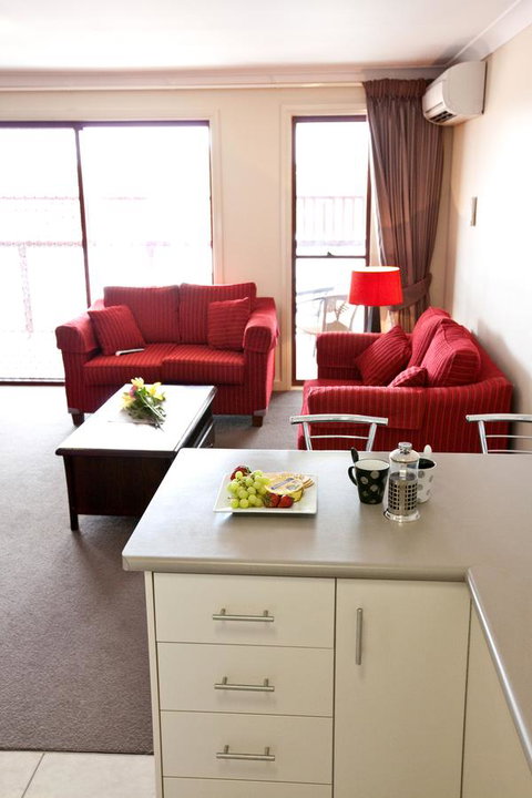 Cattlemans Country Motor Inn & Serviced Apartments - Lightning Ridge Tourism 9