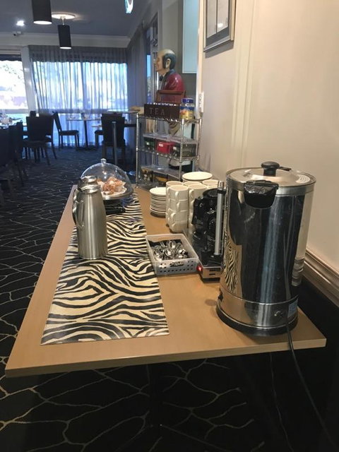 Cattlemans Country Motor Inn & Serviced Apartments - Lightning Ridge Tourism 3