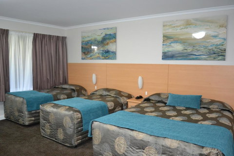 Cattlemans Country Motor Inn & Serviced Apartments - Lightning Ridge Tourism 34