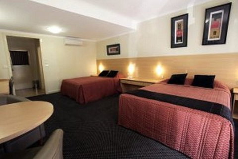 Cattlemans Country Motor Inn & Serviced Apartments - Lightning Ridge Tourism 33