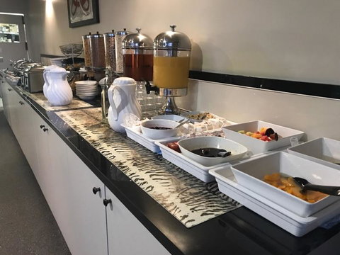 Cattlemans Country Motor Inn & Serviced Apartments - Lightning Ridge Tourism 4