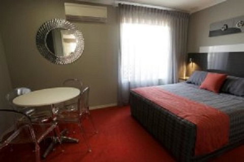 Cattlemans Country Motor Inn & Serviced Apartments - Lightning Ridge Tourism 21
