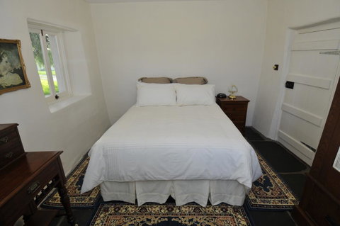 Peppermint Farm Cottage - Lightning Ridge Tourism 8