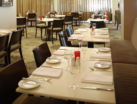 HotelMOTEL Adelaide - Lightning Ridge Tourism 11