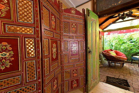 The Lotus Eater - Lightning Ridge Tourism 20
