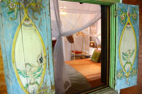 The Lotus Eater - Lightning Ridge Tourism 26