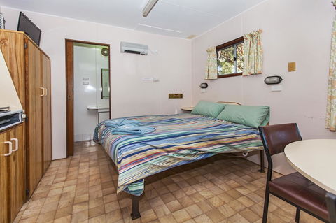 Echo Holiday Parks - Naracoorte - Lightning Ridge Tourism 5