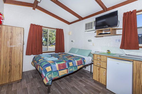 Echo Holiday Parks - Naracoorte - Lightning Ridge Tourism 42