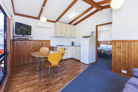 Echo Holiday Parks - Naracoorte - Lightning Ridge Tourism 31