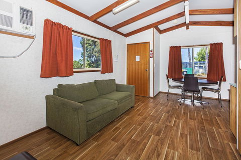 Echo Holiday Parks - Naracoorte - Lightning Ridge Tourism 38
