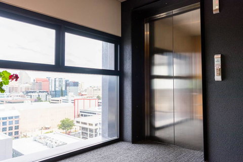 Modern 2 Bedroom+WIFI/Netflix/Parking+Great Views! - Lightning Ridge Tourism 10