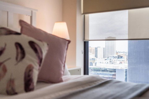 Modern 2 Bedroom+WIFI/Netflix/Parking+Great Views! - Lightning Ridge Tourism 5