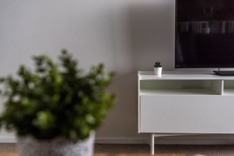 Modern 2 Bedroom+WIFI/Netflix/Parking+Great Views! - Lightning Ridge Tourism 9