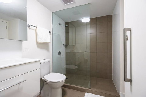 Modern 2 Bedroom+WIFI/Netflix/Parking+Great Views! - Lightning Ridge Tourism 22