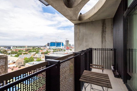 Modern 2 Bedroom+WIFI/Netflix/Parking+Great Views! - Lightning Ridge Tourism 20