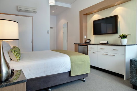 Walkers Arms Hotel - Lightning Ridge Tourism 19