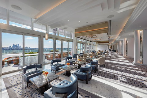 Crown Towers Perth - Lightning Ridge Tourism 11