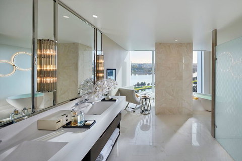 Crown Towers Perth - Lightning Ridge Tourism 26