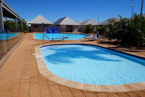 Escape 2 Exmouth - Lightning Ridge Tourism 21