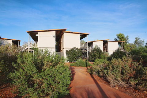 Capricorn Village - Lightning Ridge Tourism 19