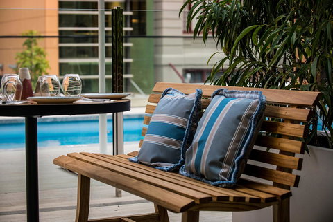 The Adnate Perth - Art Series - Lightning Ridge Tourism 7