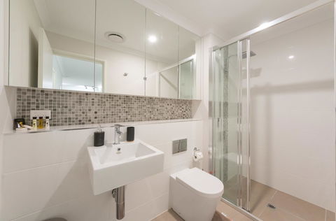 Yaran Suites - Lightning Ridge Tourism 22
