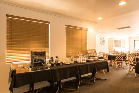 Sanno Marracoonda Perth Airport Hotel - Lightning Ridge Tourism 9