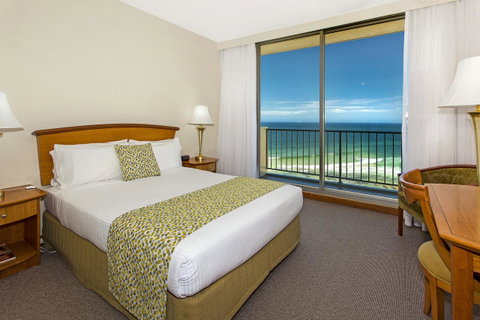 Noah\'s On The Beach - Lightning Ridge Tourism 6