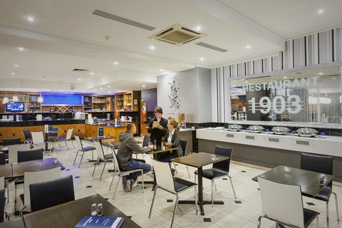 Great Southern Hotel Perth - Lightning Ridge Tourism 14