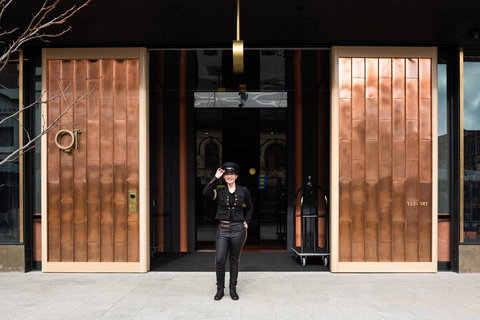 QT Perth - Lightning Ridge Tourism 14