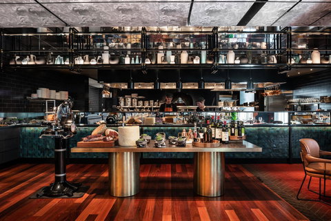 QT Perth - Lightning Ridge Tourism 16