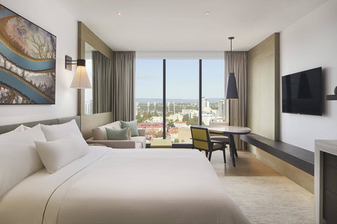 The Westin Perth - Lightning Ridge Tourism 34