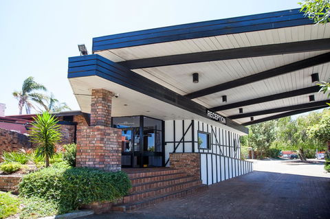 Leisure Inn Hotel Rockingham - Lightning Ridge Tourism 38