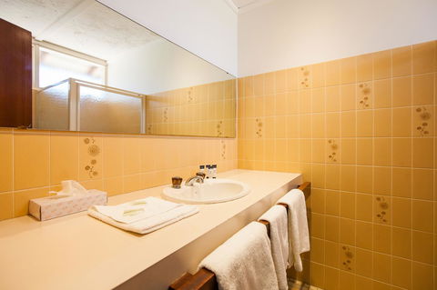 Leisure Inn Hotel Rockingham - Lightning Ridge Tourism 28
