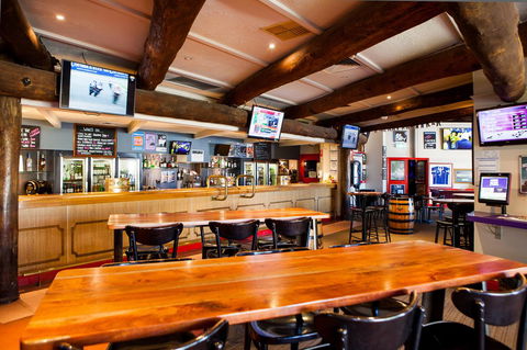 Leisure Inn Hotel Rockingham - Lightning Ridge Tourism 6