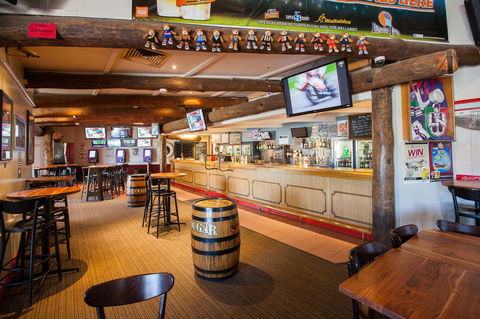 Leisure Inn Hotel Rockingham - Lightning Ridge Tourism 9
