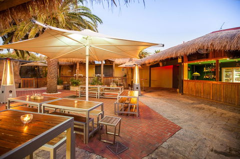 Leisure Inn Hotel Rockingham - Lightning Ridge Tourism 3