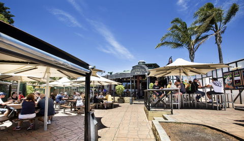 Leisure Inn Hotel Rockingham - Lightning Ridge Tourism 0