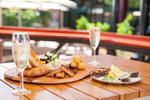 Leisure Inn Hotel Rockingham - Lightning Ridge Tourism 7