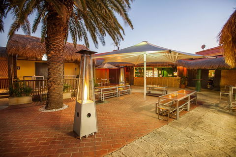 Leisure Inn Hotel Rockingham - Lightning Ridge Tourism 37