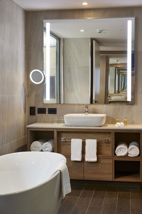Doubletree By Hilton Perth Northbridge - Lightning Ridge Tourism 17
